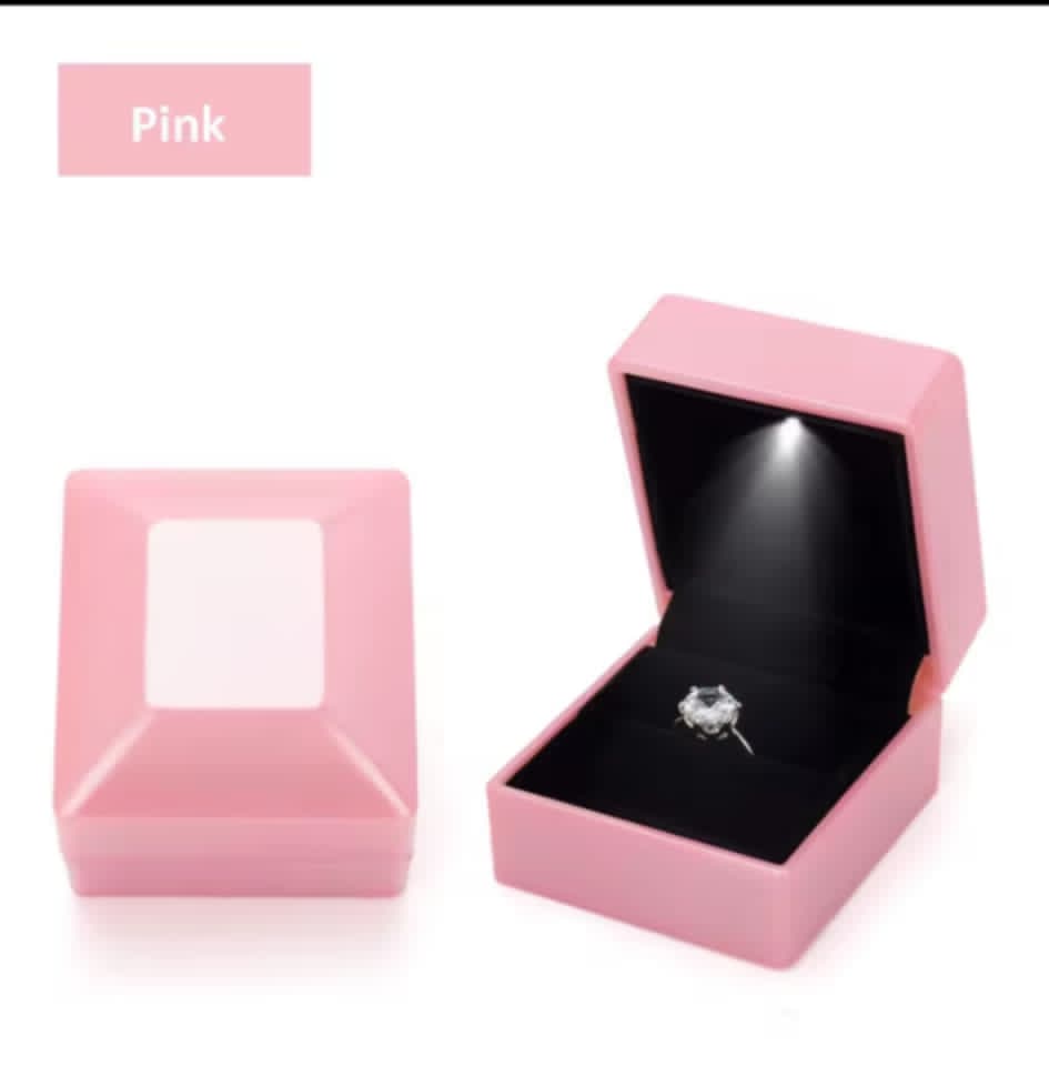 caja de anillo led de lujo-Estuche de compromiso con luz integrada