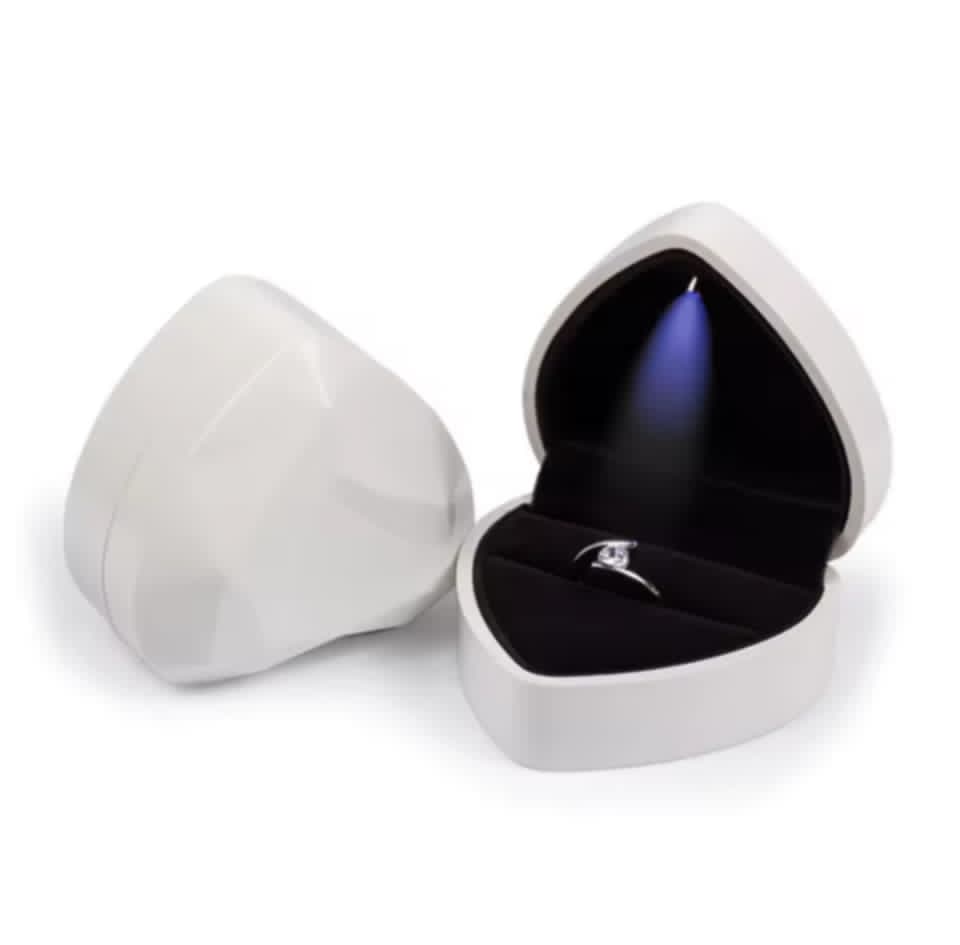 caja de anillo led de lujo-Estuche de compromiso con luz integrada