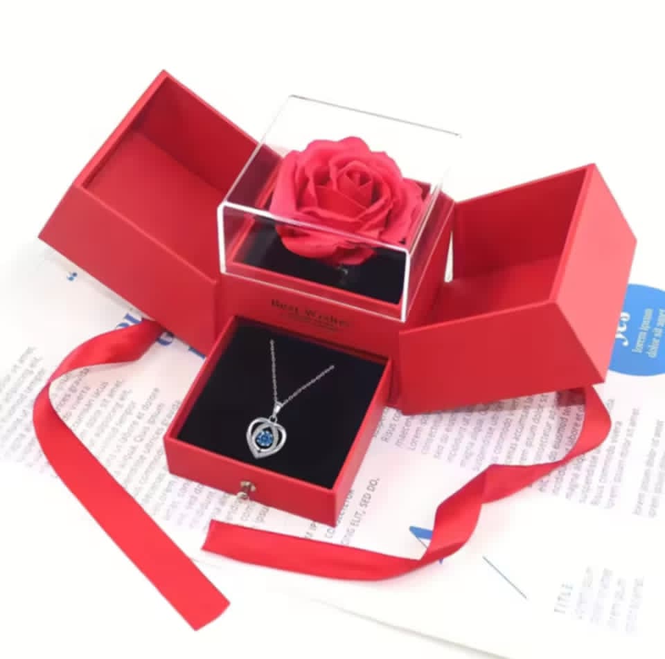 CAJA DE REGALO ROSA ETERNA CON COLLAR DE CORAZON