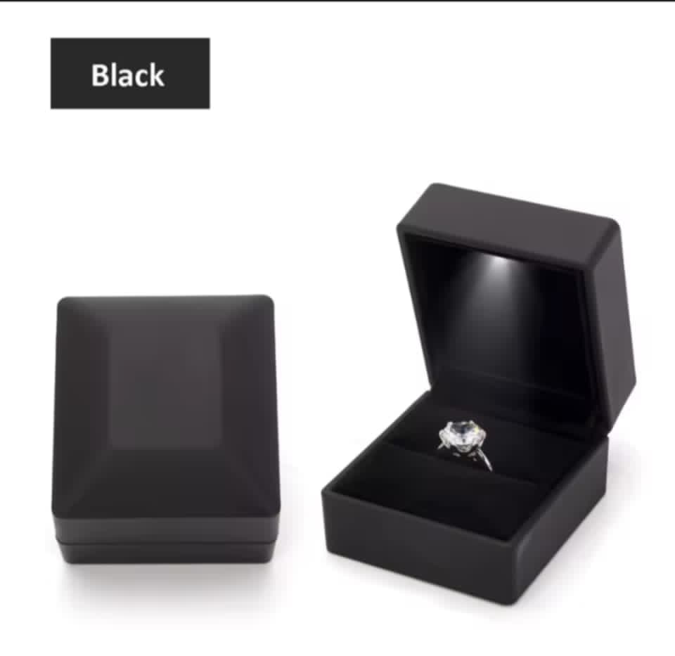 caja de anillo led de lujo-Estuche de compromiso con luz integrada