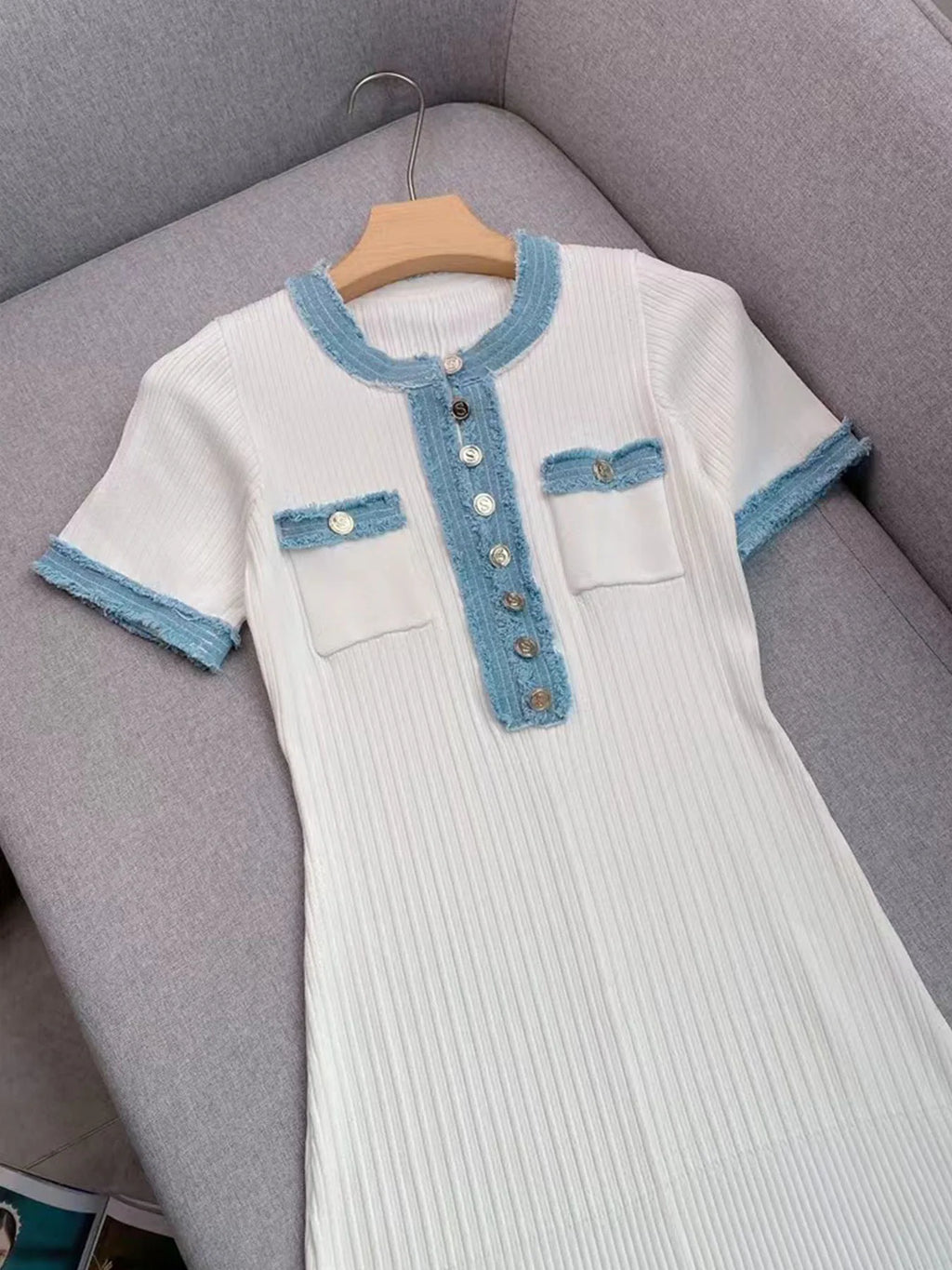 Elegant Contrasting Women Knit Maxi Dress  Short Sleeve Metal Buttons Bodycon
