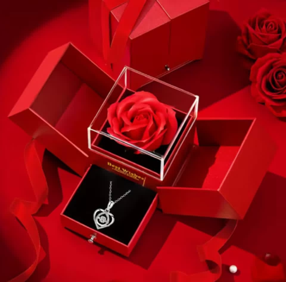 CAJA DE REGALO ROSA ETERNA CON COLLAR DE CORAZON