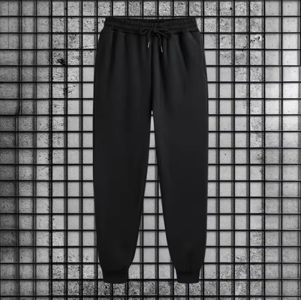 Men’s 2-Piece Hoodie & Sweatpants Set – New 2026 Collection
Upgrade your streetwear style with this premium high-quality tracksuit for men. Featuring a long sleeve hoodie and matching jogger sweatpants, this comfortable and modern set is perfect for autum